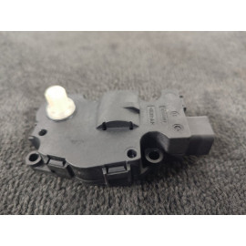 Сервопривод заслонок печки на Audi A4 8K5 CDHB, арт. 57238
