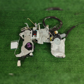 замок двери на Suzuki Solio MA15S K12B, арт. 66085