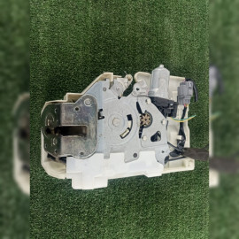 замок двери на Honda Stepwgn RG1 K20A, арт. 70259