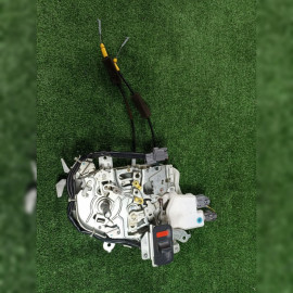 замок двери на Honda Stepwgn RG1 K20A, арт. 71028