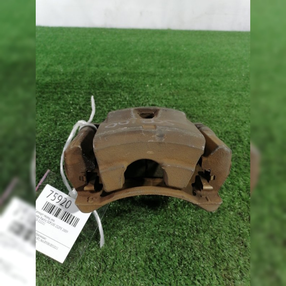 суппорт на Toyota Ractis SCP100 2SZFE, арт. 75920