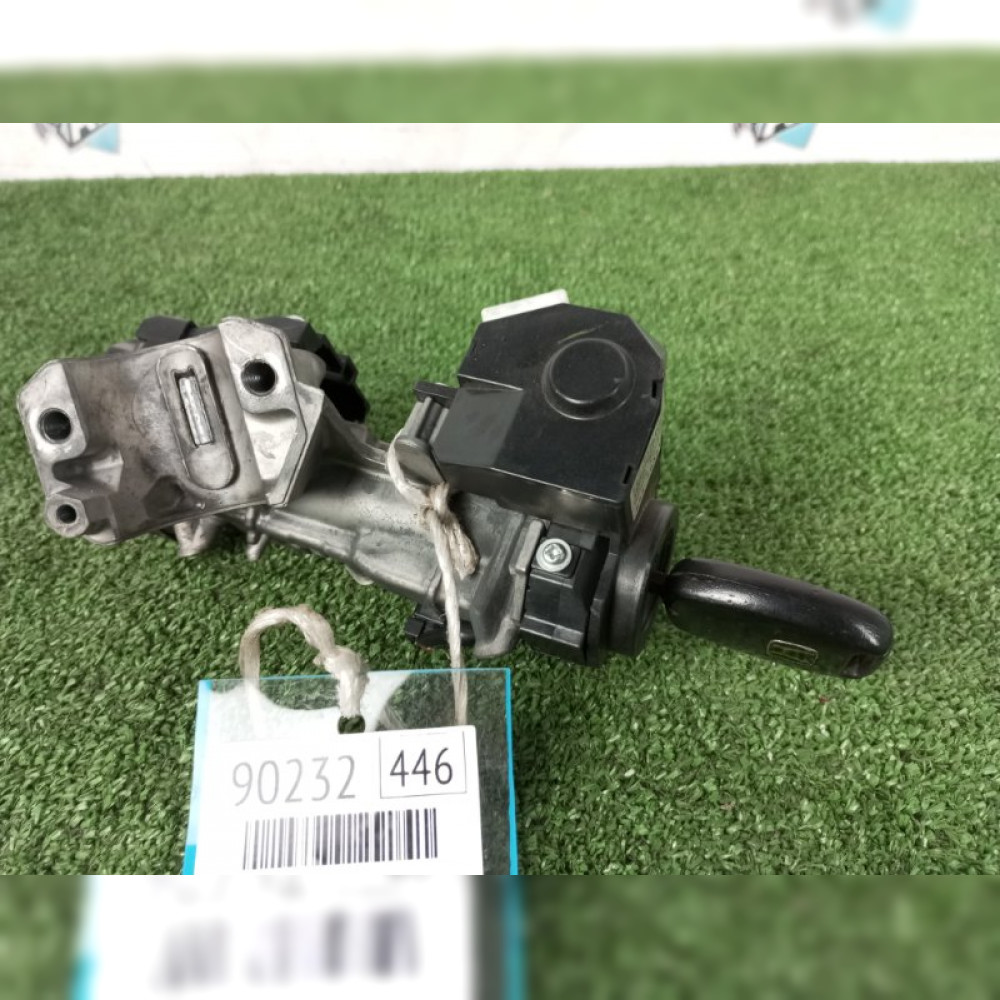 замок зажигания на Honda Stepwgn RG1 K20A, арт. 90232