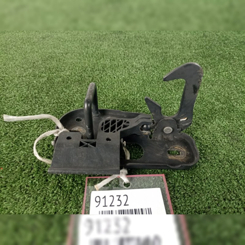 замок капота на Volkswagen Passat 3C5 BVY, арт. 91232