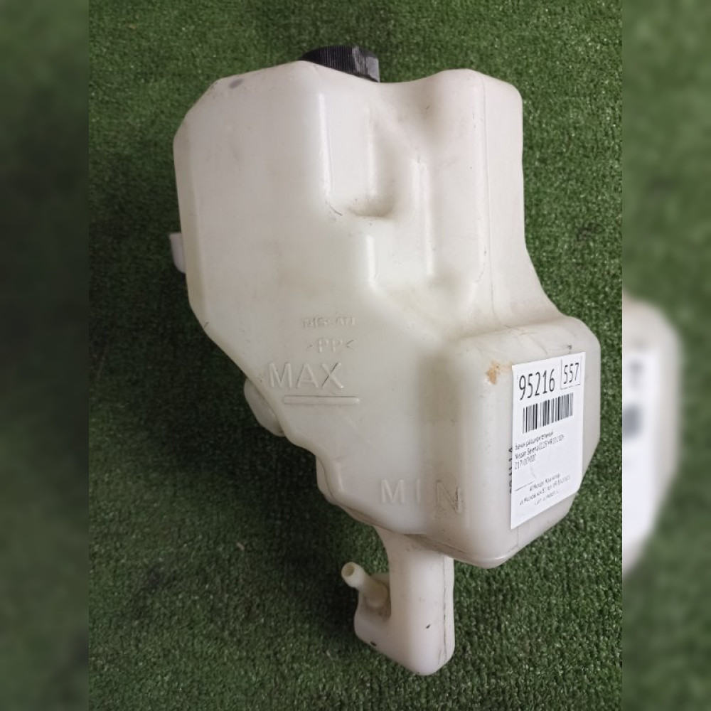 бачок расширительный на Nissan Serena CC25 MR20, арт. 95216