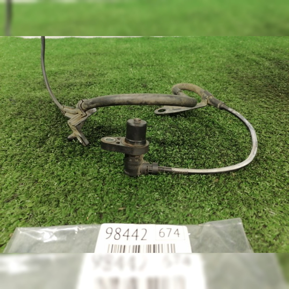 Датчик ABS на Toyota Voxy AZR60 1AZFSE, арт. 98442