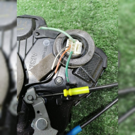 замок двери на Toyota Mark X GRX120 4GRFSE, арт. 107049