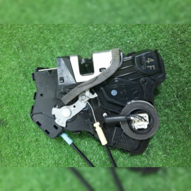 замок двери на Toyota Voxy ZRR70 3ZRFAE, арт. 109077