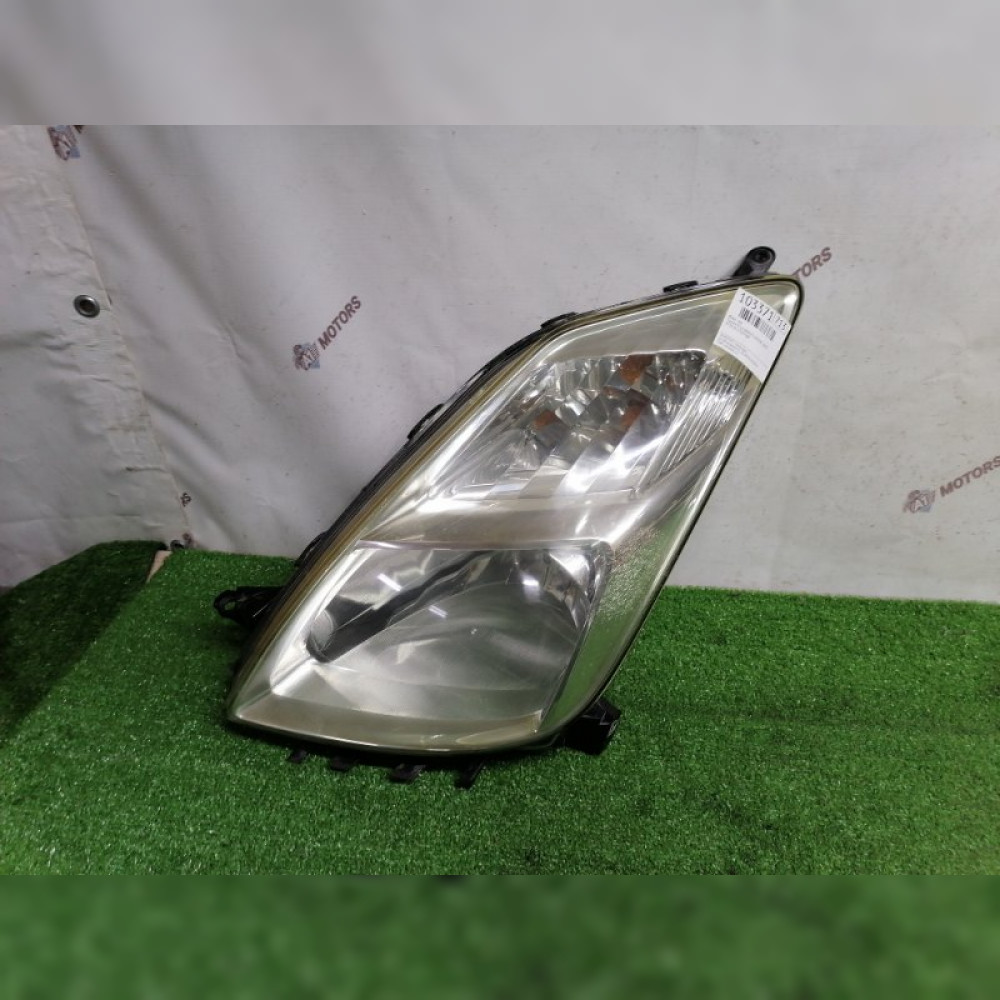 фара на Toyota Prius NHW20 1NZFXE, арт. 103371