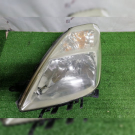 фара на Toyota Prius NHW20 1NZFXE, арт. 103371