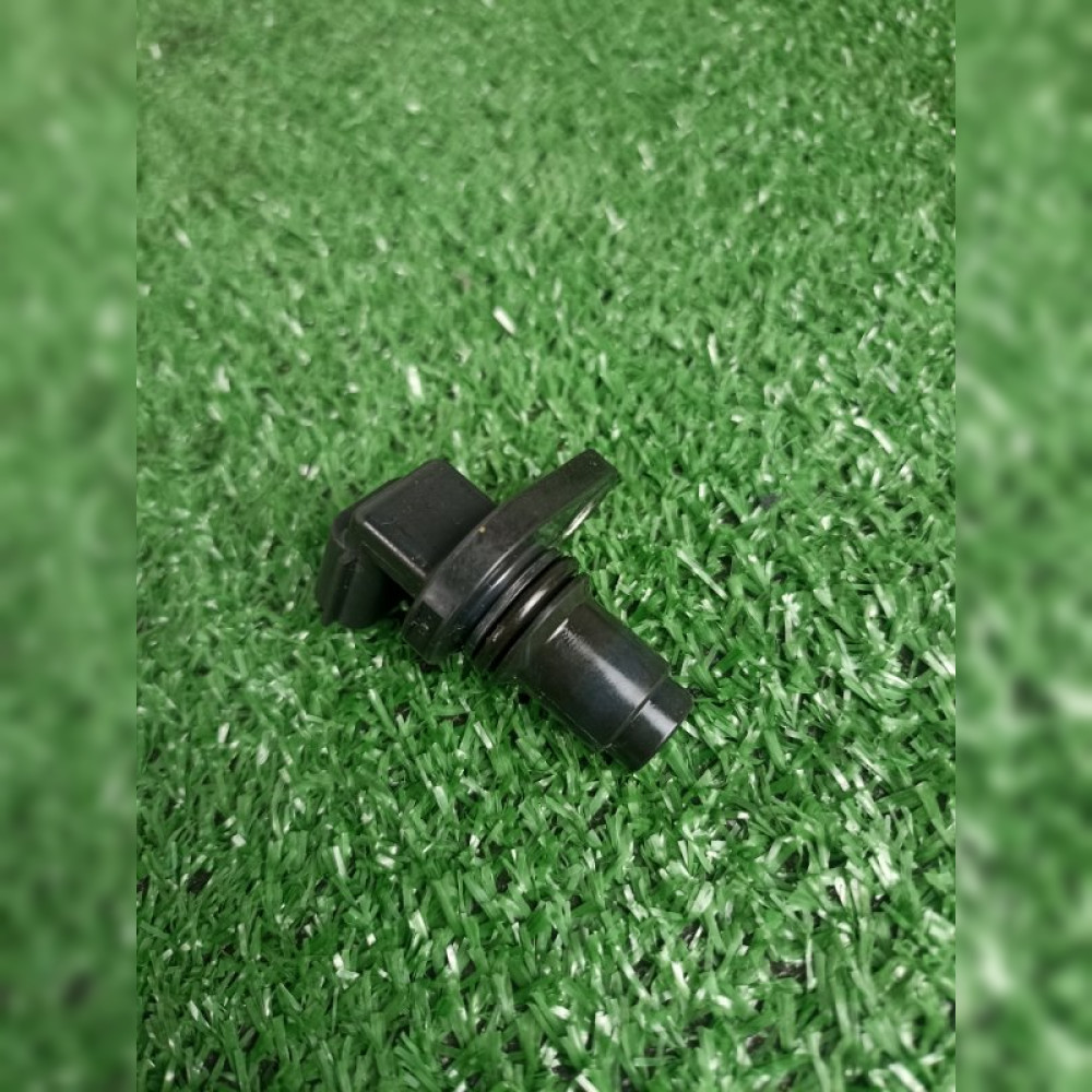 Датчик положения распредвала на Nissan Serena HFC26 MR20DD, арт. 110851