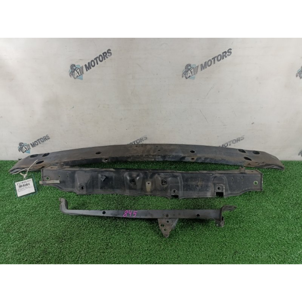 усилитель бампера на Toyota Voxy ZRR70 3ZRFAE, арт. 112999