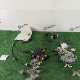 замок двери на Honda Stepwgn RG1 K20A, арт. 113169