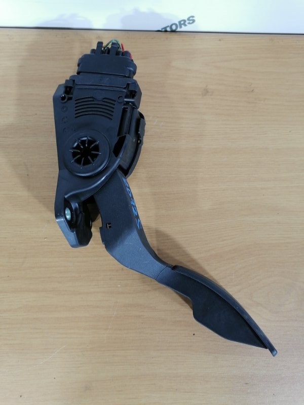 педаль газа на Suzuki Swift ZD72S K12B, арт. 13432