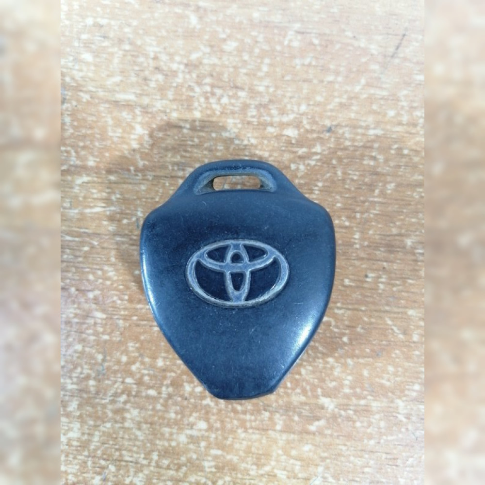 ключ зажигания на Toyota, арт. 17655