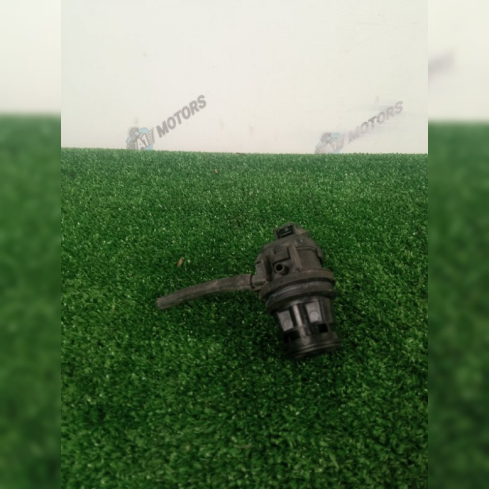 Насос омывателя на Toyota Estima ACR30W 2AZFE, арт. 37823