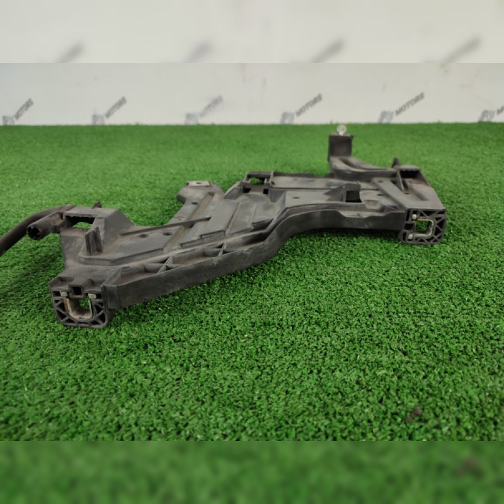 крепление фары на Audi A4 8K2 CABB, арт. 41834