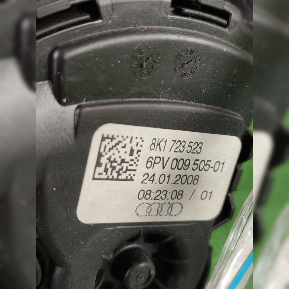 педаль газа на Audi A4 8K2 CABB, арт. 41911
