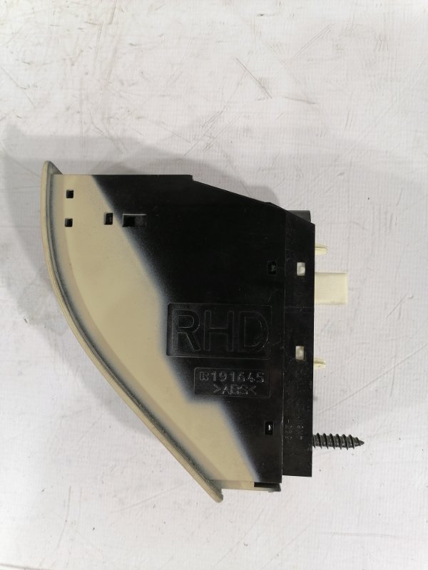 Кнопка парктроника на Lexus LS460 USF40 1URFSE, арт. 44672