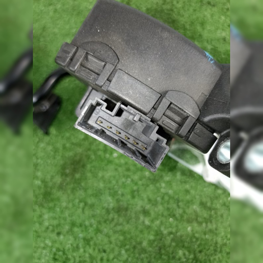 педаль газа на Audi A6 4F5 BDX, арт. 45393