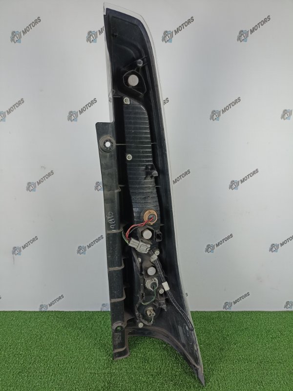 стоп-сигнал на Nissan Serena FC26 MR20DD, арт. 46677
