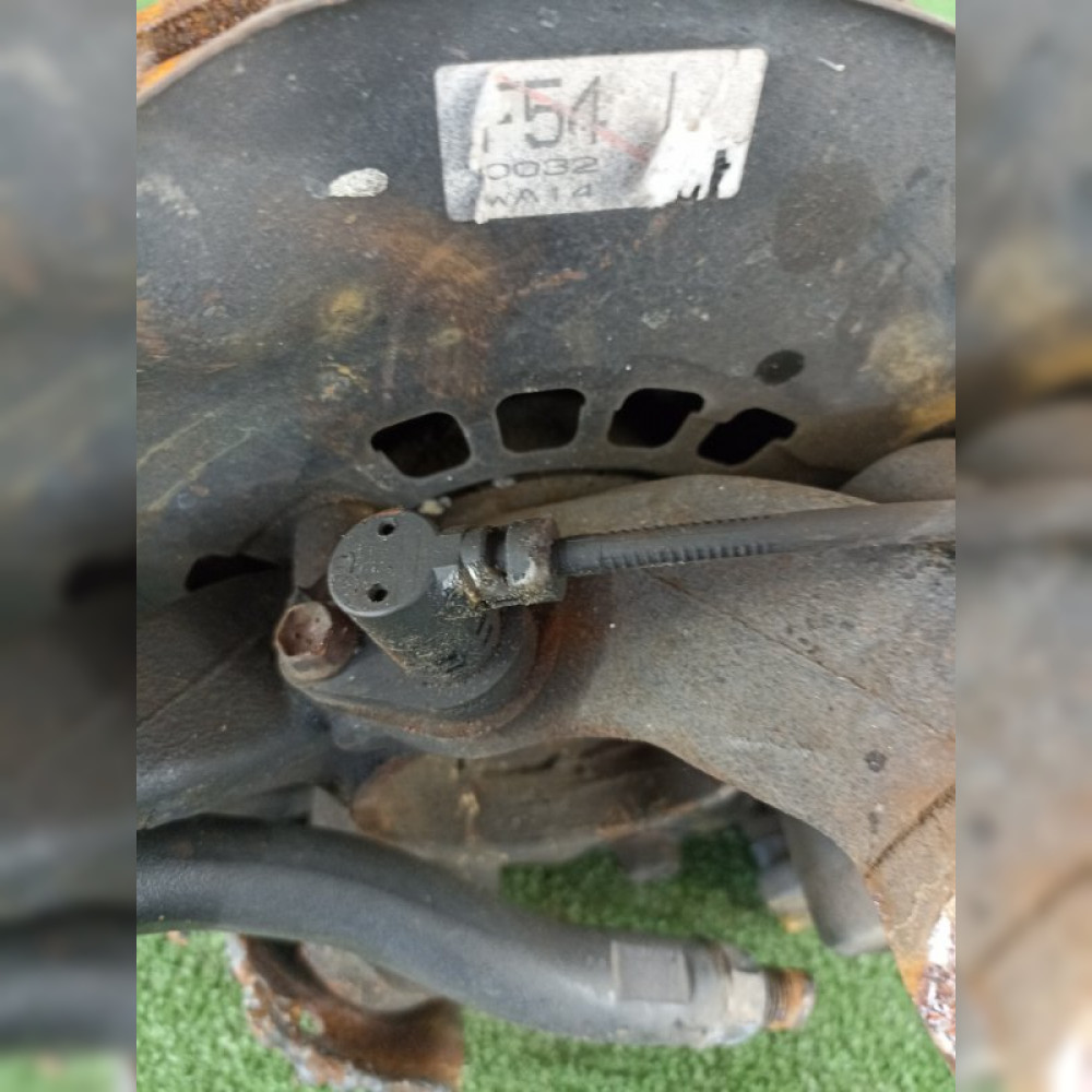 ступица на Toyota Isis ZNM10W 1ZZFE, арт. 46837
