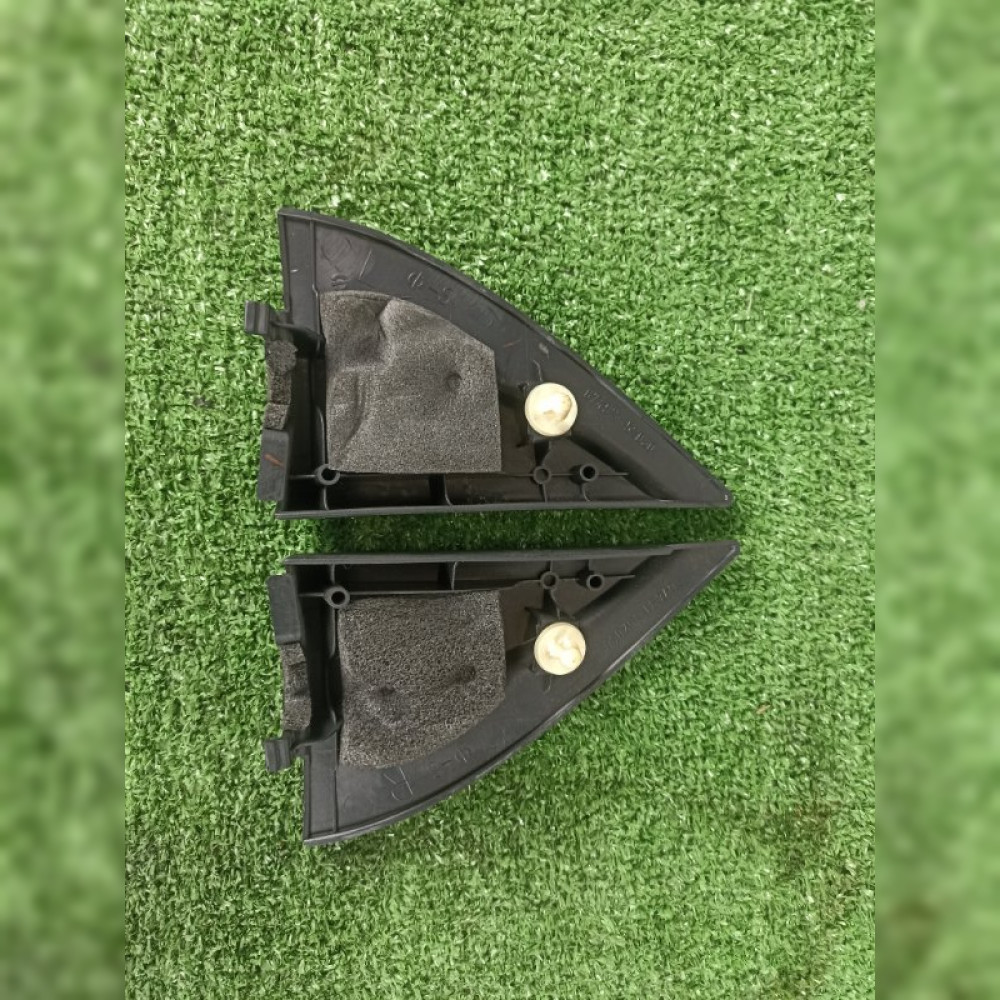 уголок на Toyota Funcargo NCP20 2NZFE, арт. 47566