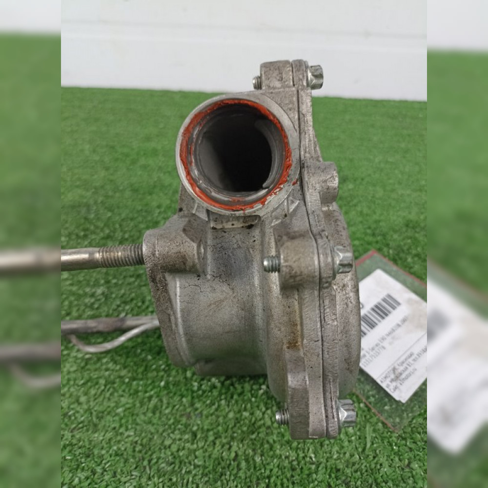 Помпа на BMW 3-Series E90 N46B20B, арт. 52496