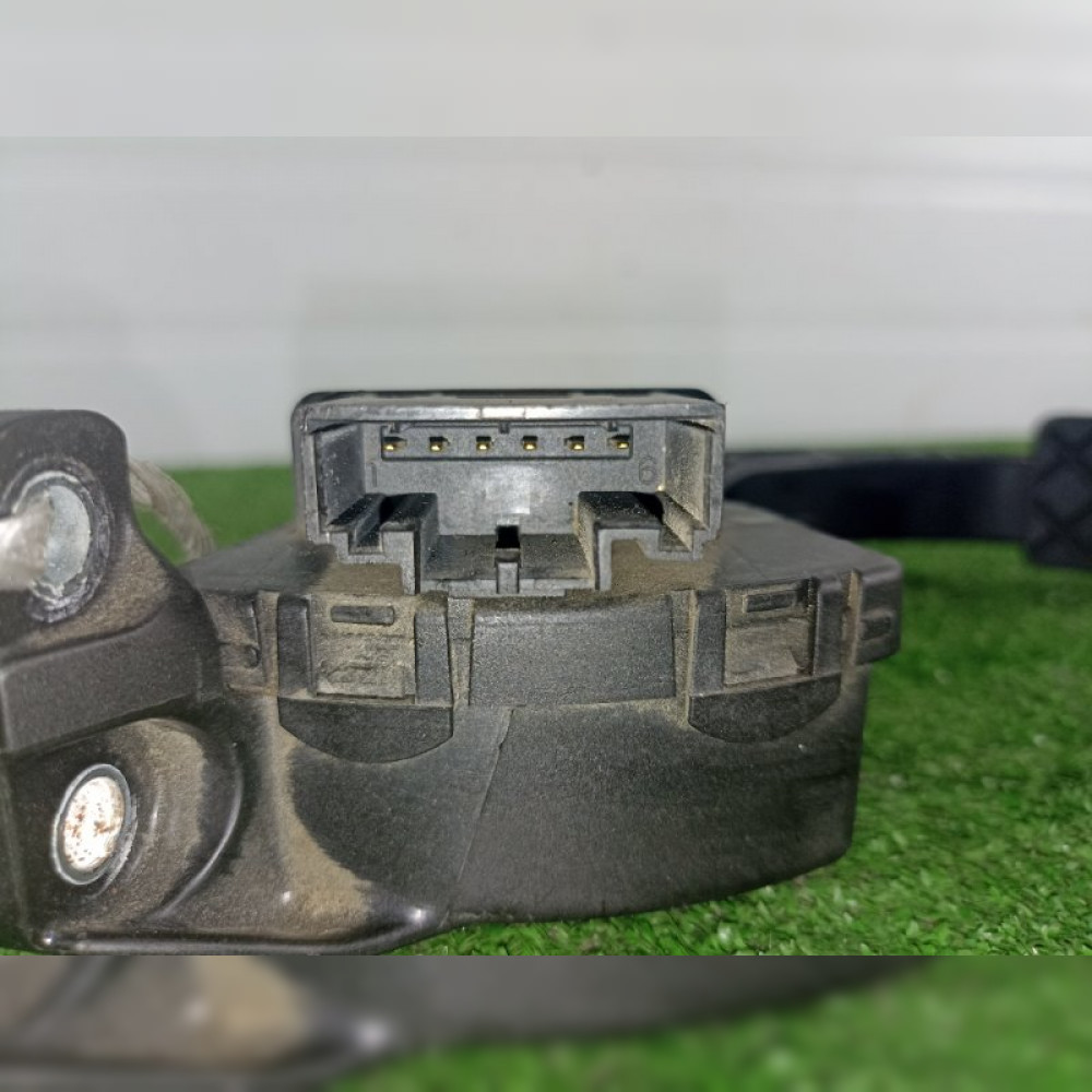 педаль газа на Audi A6 4F2 AUK, арт. 53034