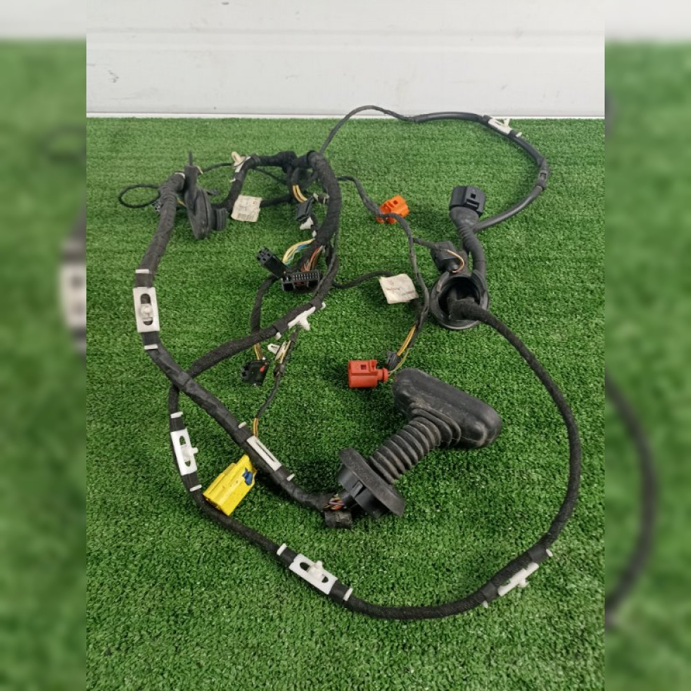 Проводка салона на Audi A6 4F2 AUK, арт. 53019
