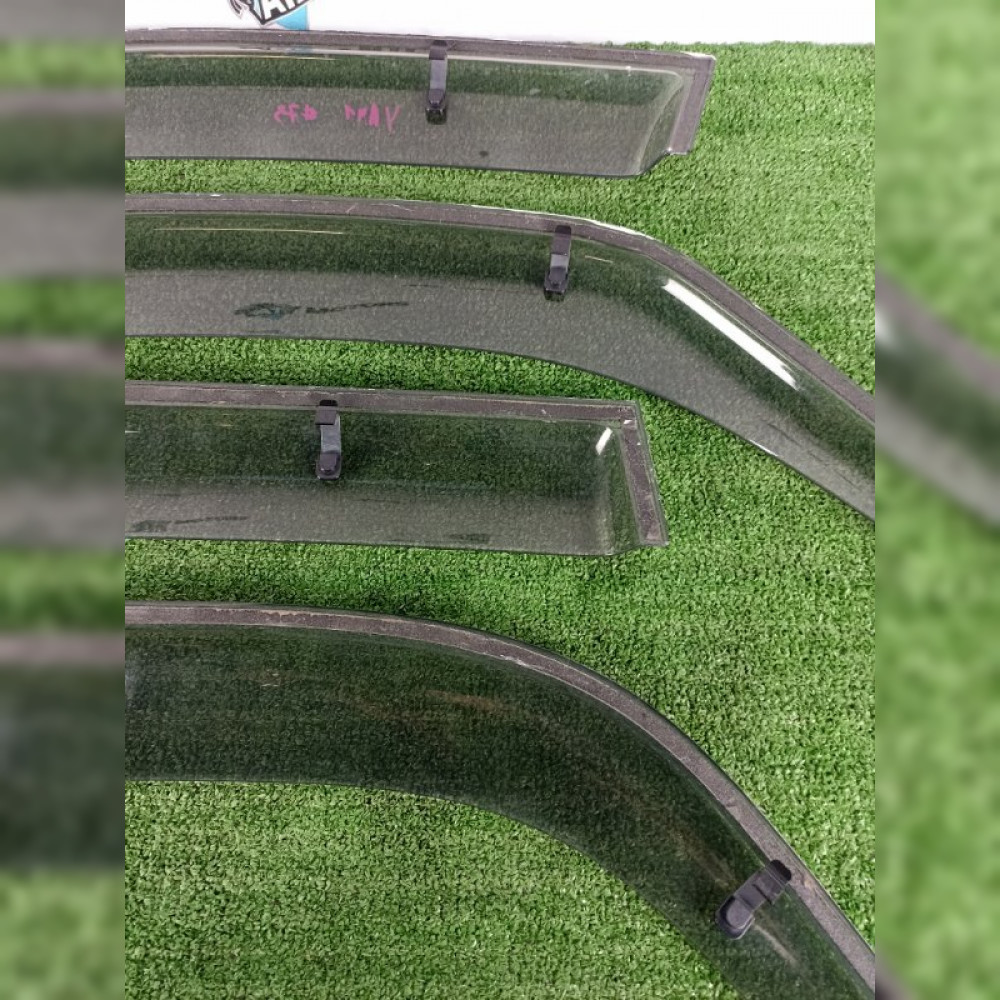 Ветровик на дверь на Suzuki SX4 YA41S J20A, арт. 57006