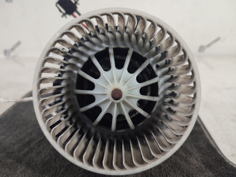 мотор печки на Audi A4 8K5 CDHB, арт. 57252