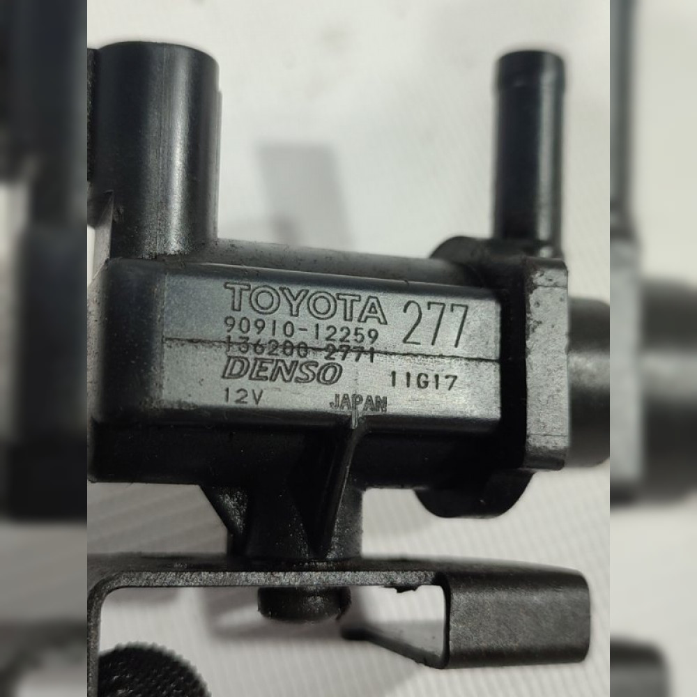 Клапан электромагнитный на Toyota Alphard ANH10W 2AZFE, арт. 57826