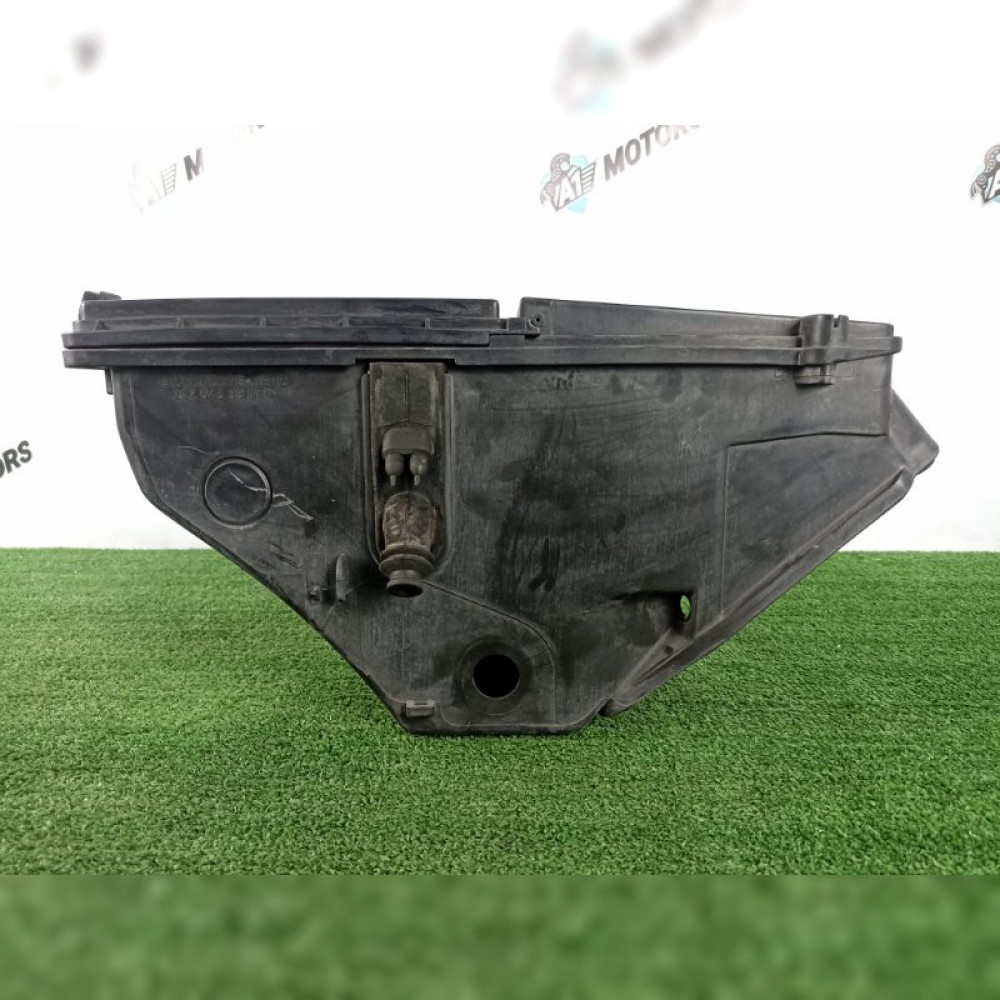 Корпус блока предохранителей на Mercedes-Benz C-Class W202 M111E20, арт. 59035