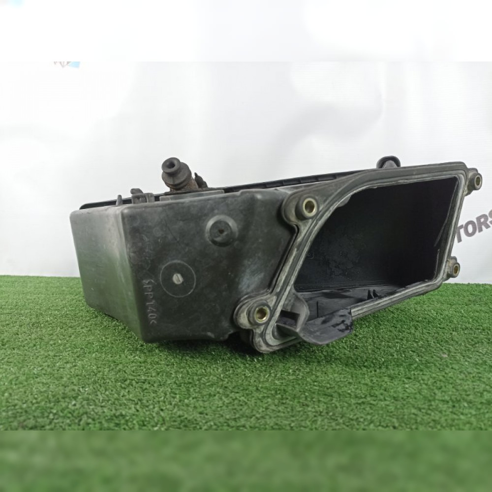 Корпус блока предохранителей на Mercedes-Benz C-Class W202 M111E20, арт. 59035