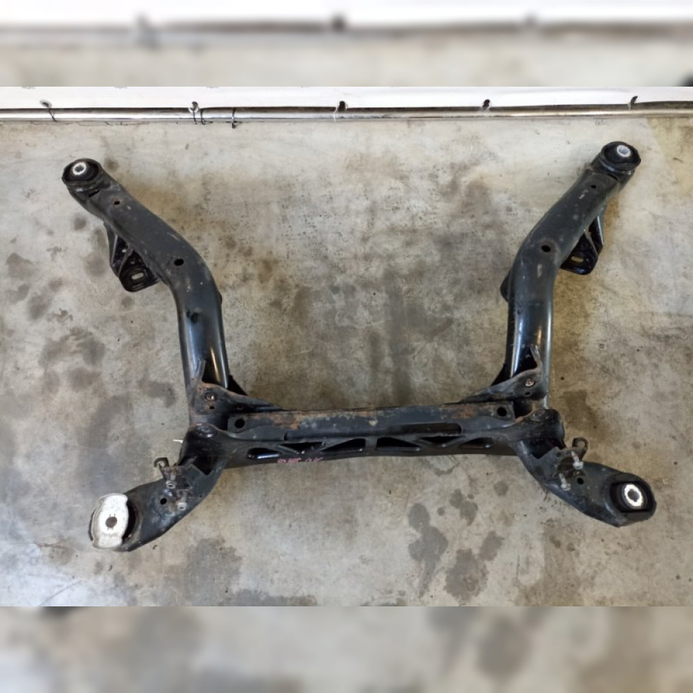 балка подвески на Audi A4 8K5 CDHB, арт. 61394