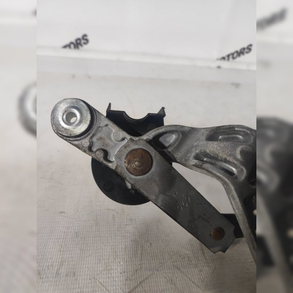 Трапеция дворников на Toyota Aqua NHP10 1NZFXE, арт. 61560