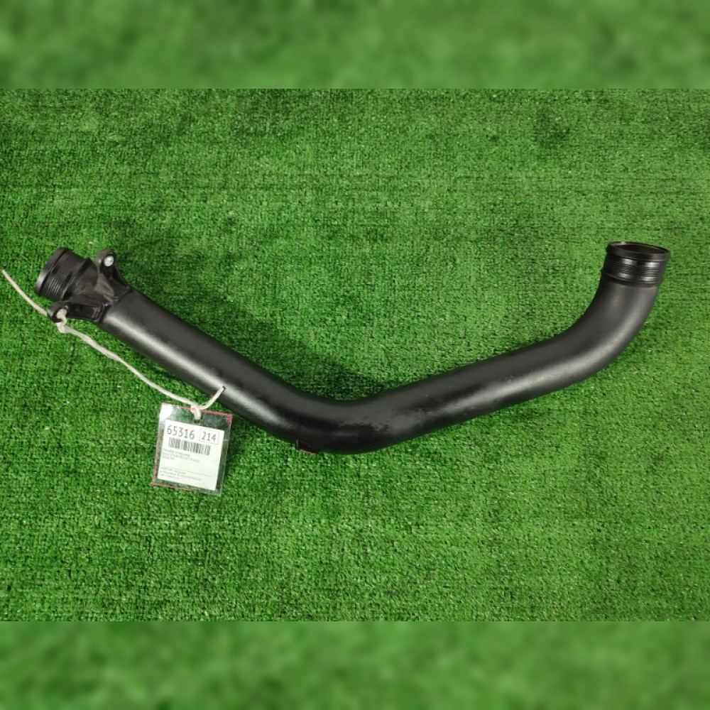 Патрубок интеркулера на Volvo V70 BW B5254T10, арт. 65316