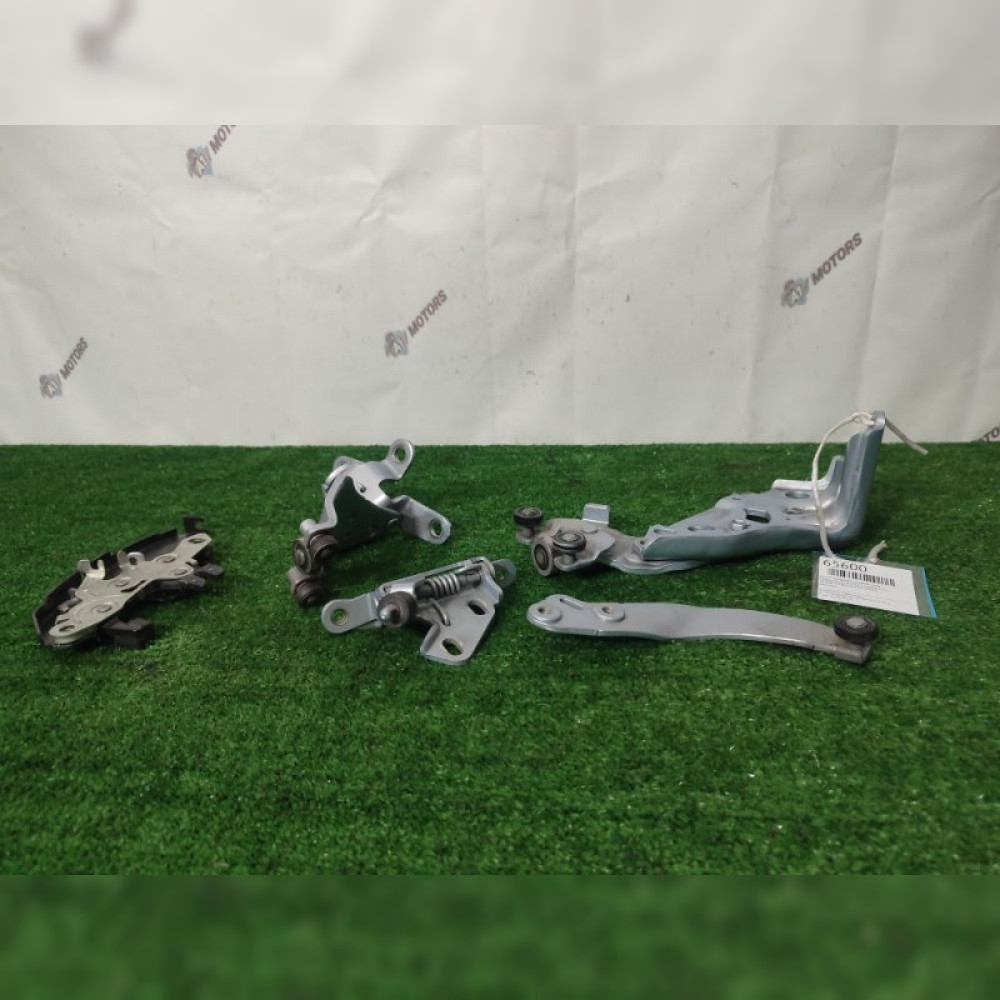 ролик раздвижной двери на Toyota Porte NCP141 1NZFE, арт. 65600