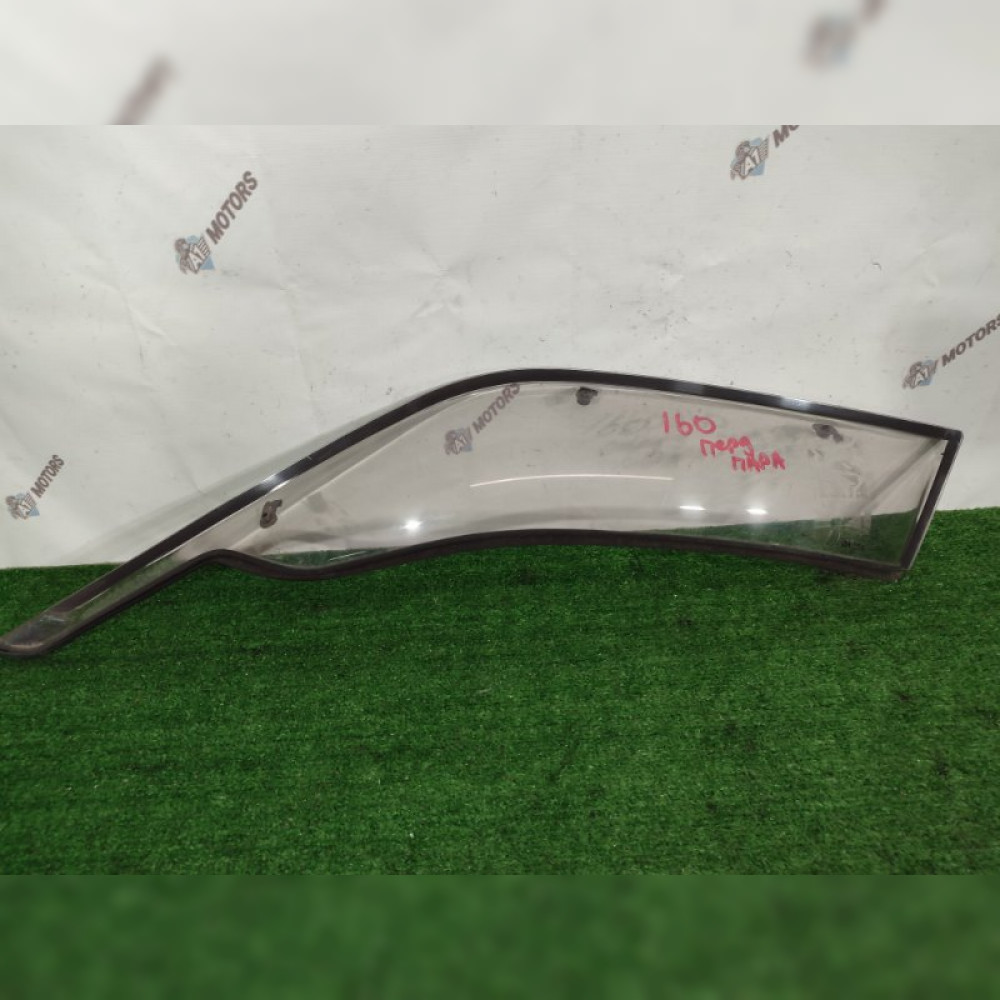 Ветровик на дверь на Toyota Crown LXS11 2LT, арт. 66366