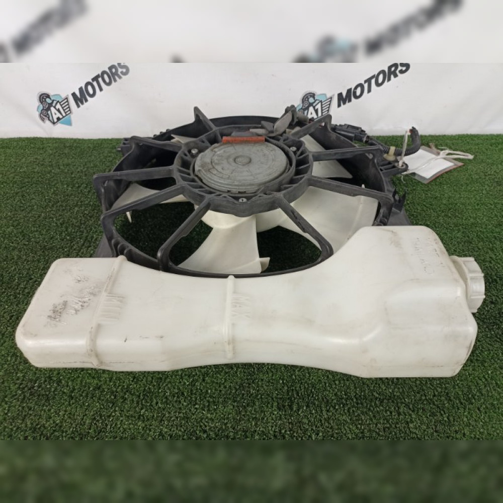 Диффузор радиатора на Honda Fit GP1 LDA, арт. 68385