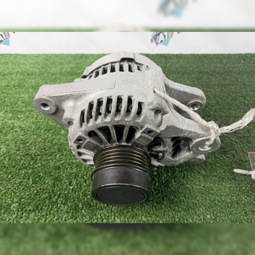 генератор на Toyota Ractis NSP120 1NRFE, арт. 68913