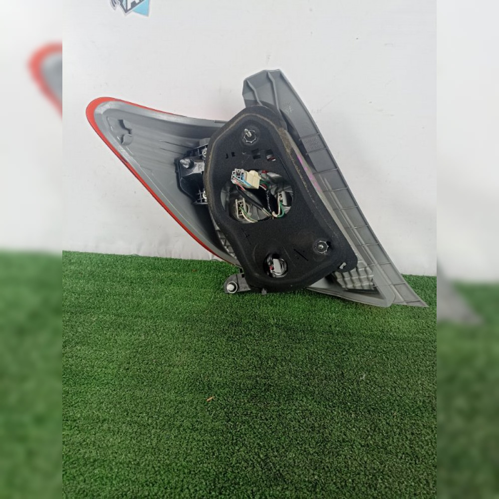 стоп-сигнал на Toyota Vitz NSP130 1NRFE, арт. 70087