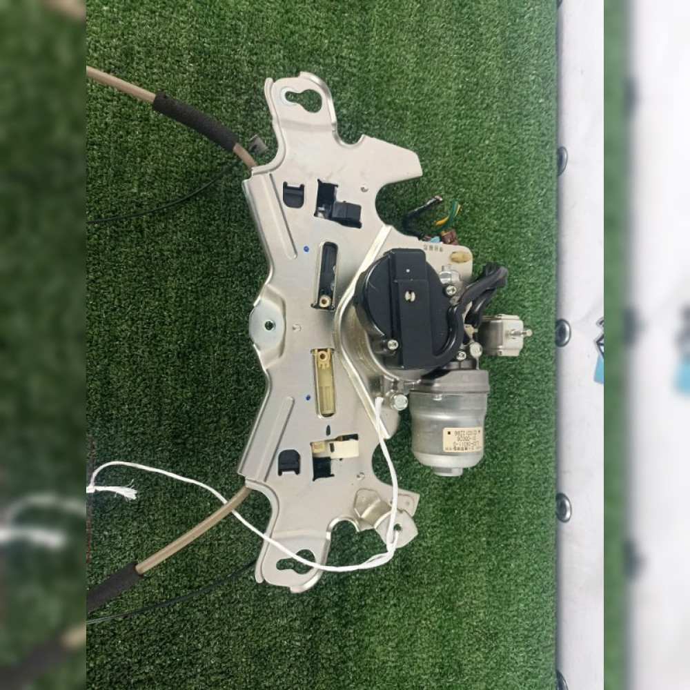 Доводчик Двери на Honda Freed GP3 LEA, арт. 70254