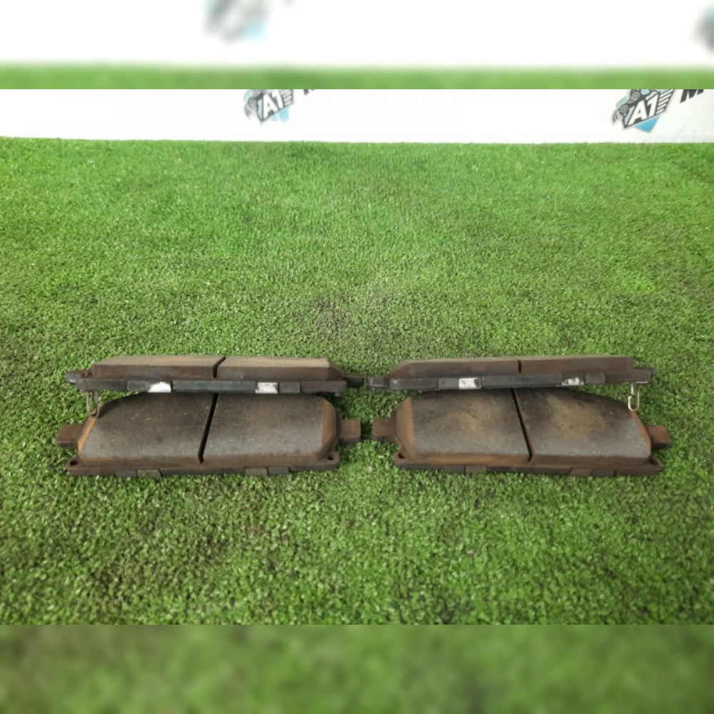 тормозные колодки на Nissan Serena PC24 SR20DE, арт. 72094
