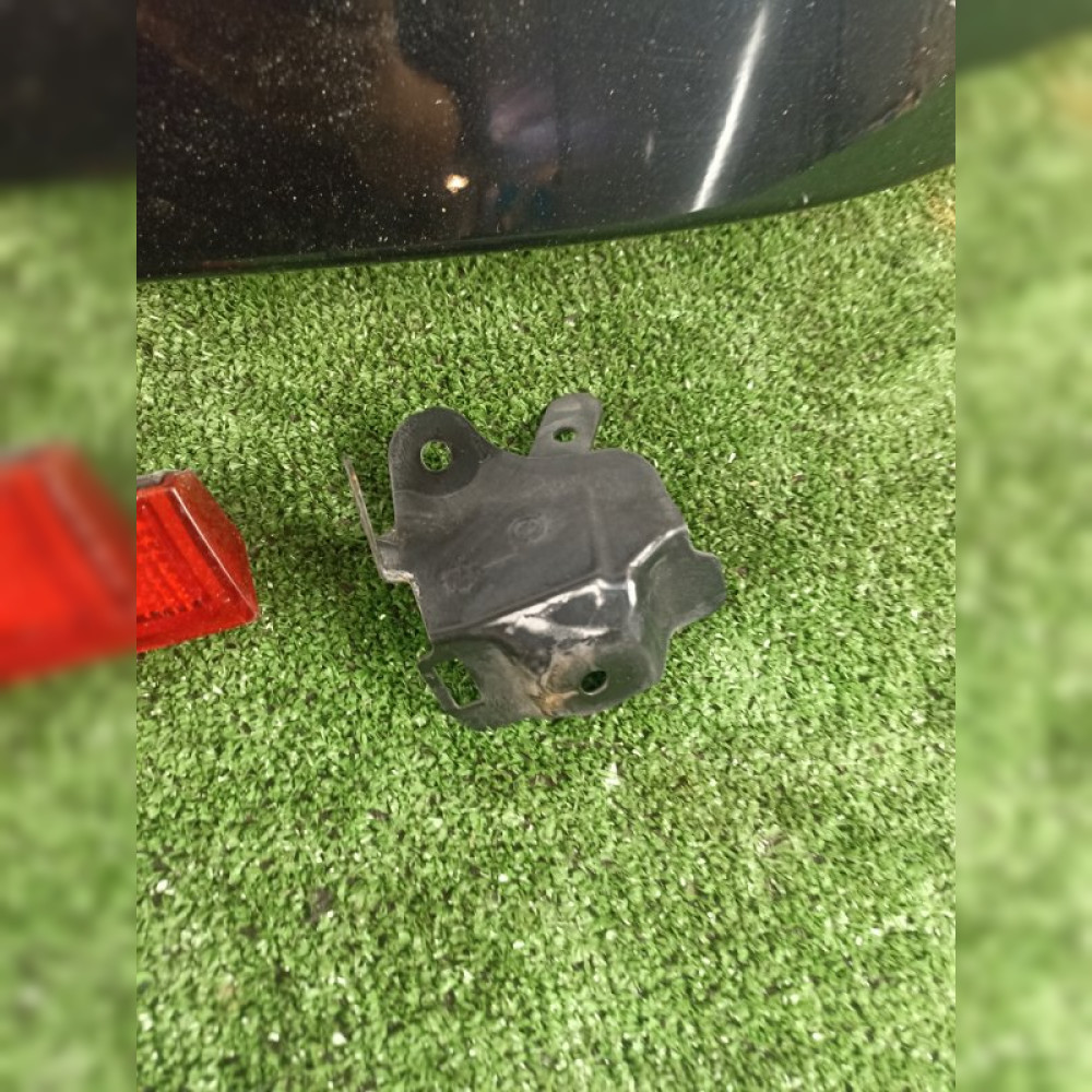 накладка на крыло на Honda Elysion RR4 J30A, арт. 72463