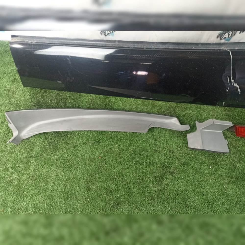 накладка на крыло на Honda Elysion RR4 J30A, арт. 72463