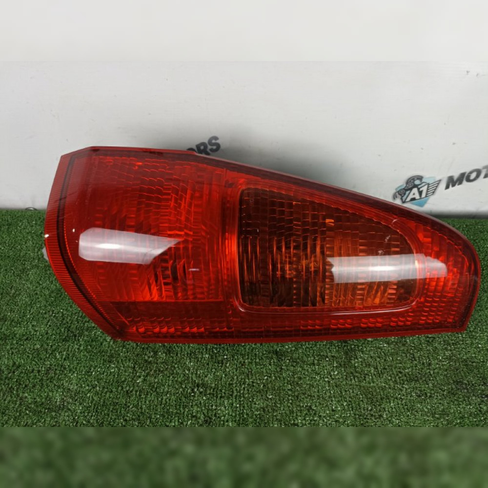 стоп-сигнал на Nissan Serena PC24 SR20DE, арт. 74572