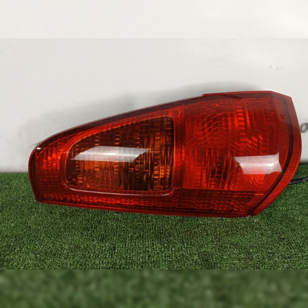 стоп-сигнал на Nissan Serena PC24 SR20DE, арт. 74572