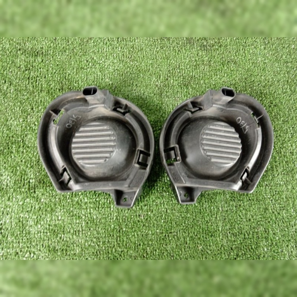 заглушка бампера на Toyota Corolla Fielder NKE165 1NZFXE, арт. 75375
