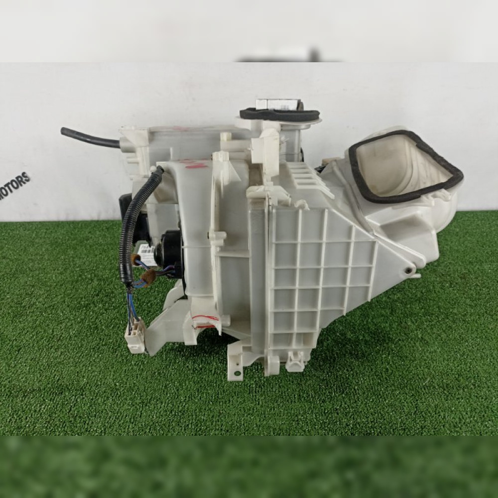 корпус печки на Toyota Funcargo NCP25 1NZFE, арт. 76837